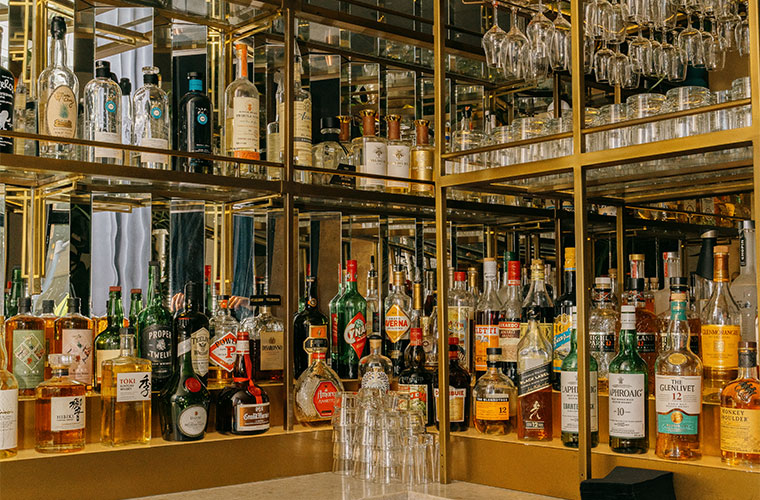 Sommeliers Speak Easily About Cocktails - Wine & Spirits Magazine - Vimarsana News